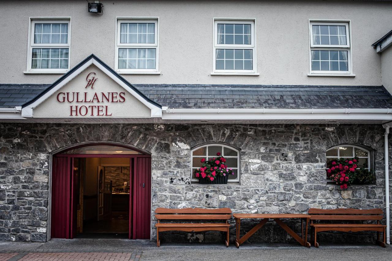 Gullane'S Hotel บัลลินาสโล ภายนอก รูปภาพ