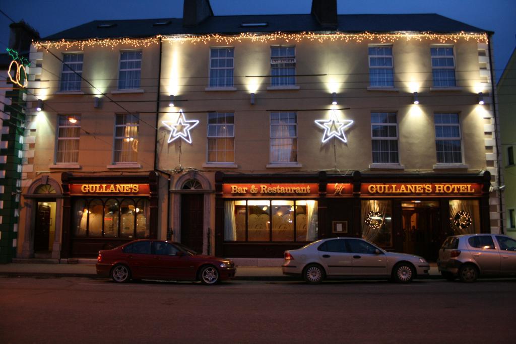 Gullane'S Hotel บัลลินาสโล ภายนอก รูปภาพ